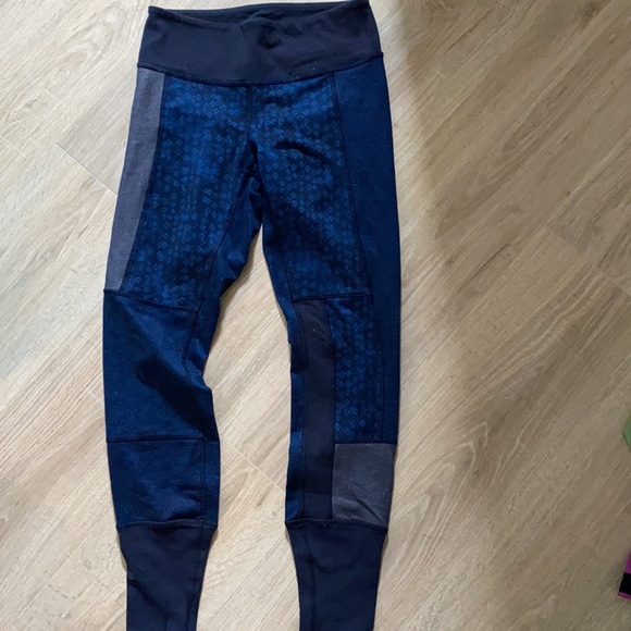Lululemon joggers - Picture 3 of 5